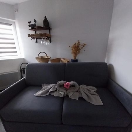 Villa Le Petit Nid De Muzy Muzy  Esterno foto